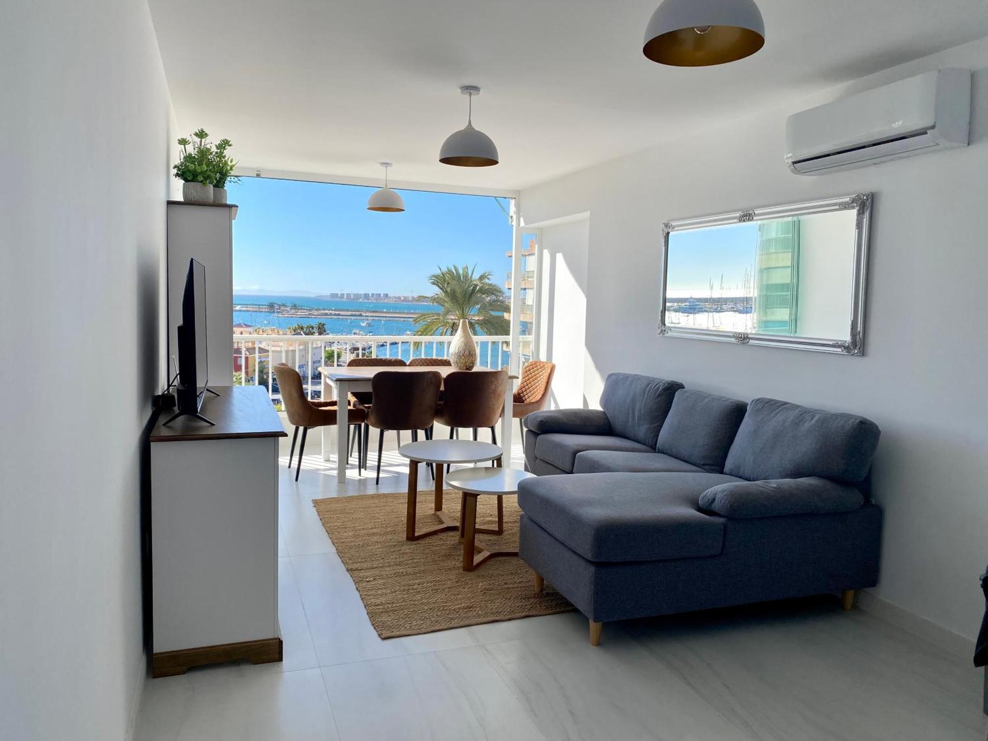 Luxury Apartment With Sea View Puerto Торевиеха Екстериор снимка