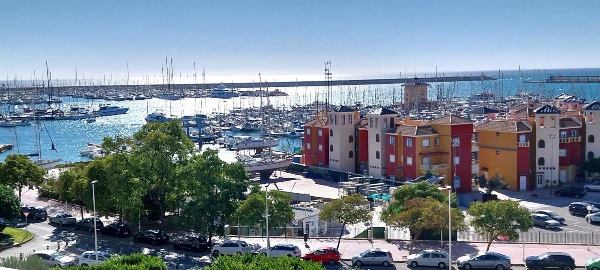 Luxury Apartment With Sea View Puerto Торевиеха Екстериор снимка